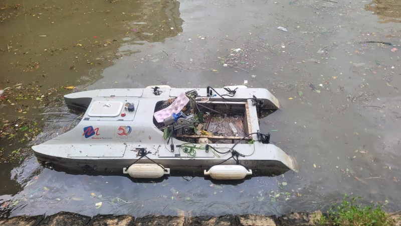 Modern Terminals sponsors a clearbot to help remove marine litter from Hong Kong waterways